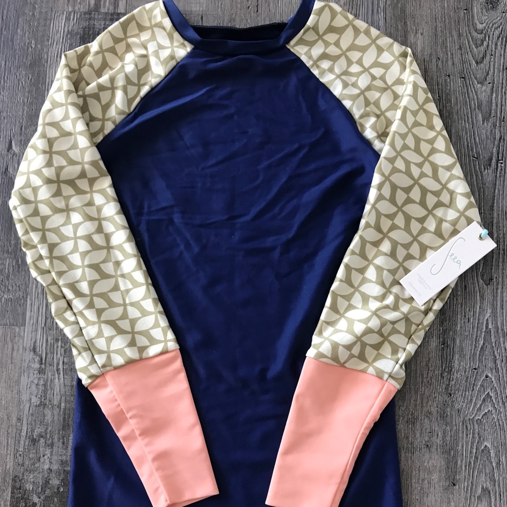 Seea rash guard size Small NWT
